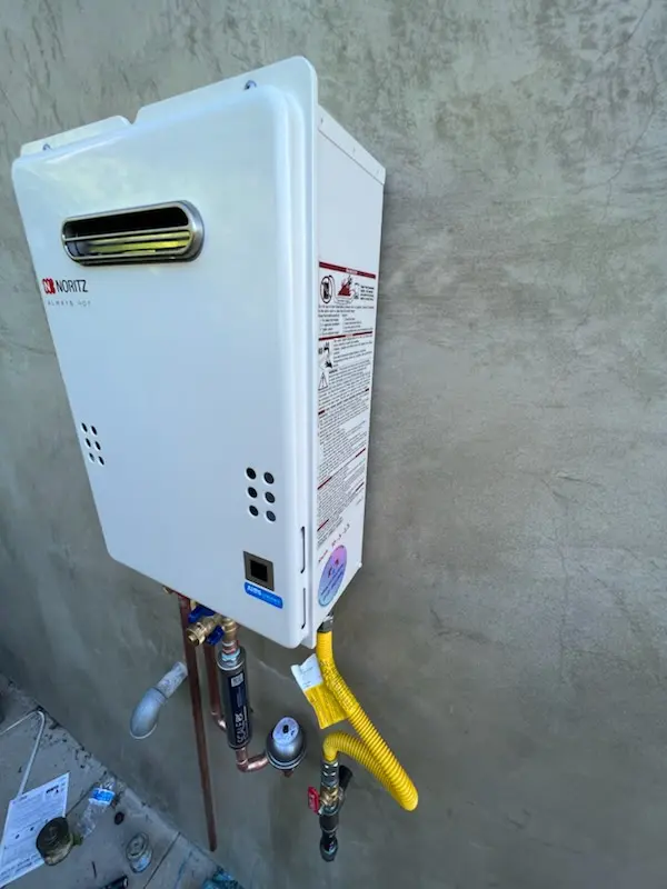 Tankless water heater installation for Lower Clinton Hill homes